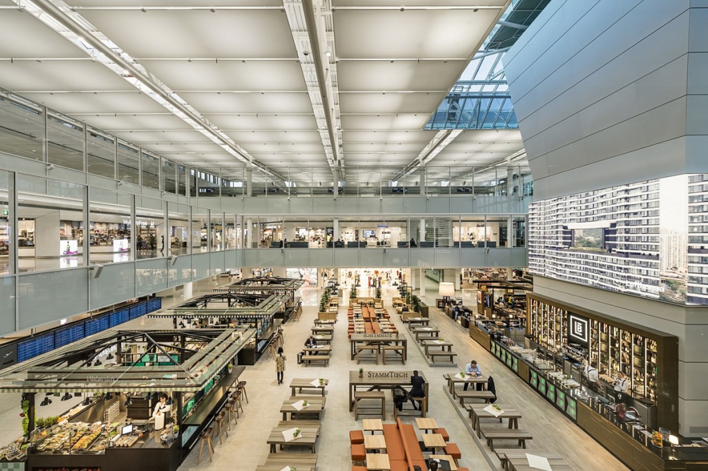 Food Court en Satelite Aeropuerto Munich