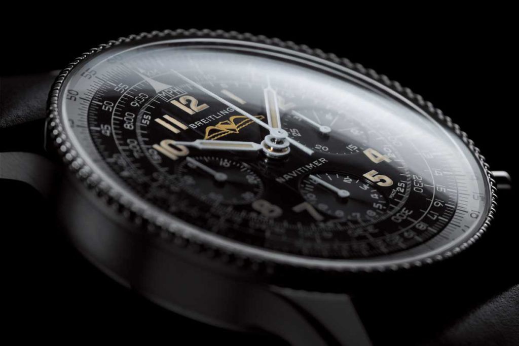 806 del Navitimer, uno de los iconos de la relojería de aviación además de emblema de la relojera Breitling desde entonces. 
