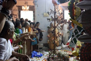 Puja en Sovabazar Rajbati