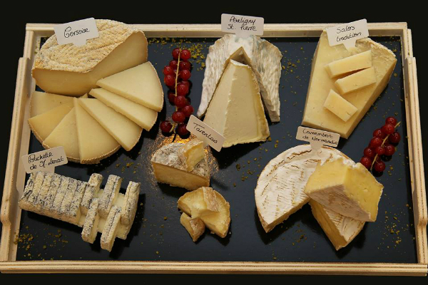 Una deliciosa tabla de quesos de Androuët. Imagen de su página de Facebook.