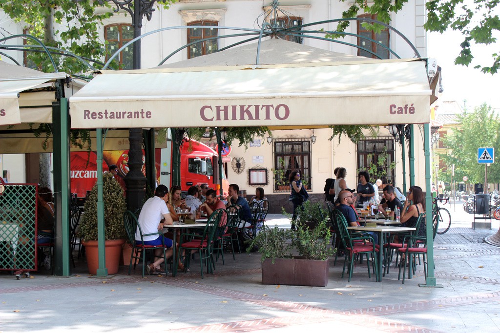 Terraza del restaurante Chikito, antiguo Café Alameda.